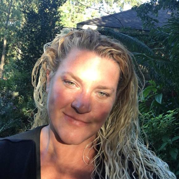 Meet your Posher, Rachel - Picture 1 of 1